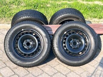 Kompletni zimni ocelova kola 215/65 R16 5x112