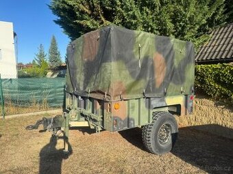 Hummer H1 humvee M1101