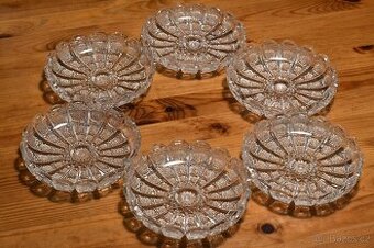 Sada 6 ks luxusních skleněných misek – broušený dekor, 15 cm