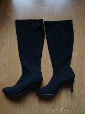 černé elastické kozačky (vel. 37) - zn. F&F