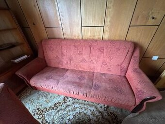 gauč a dvě křesla