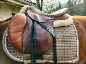 Hnědé sedlo kentaur