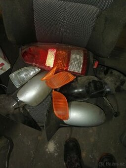 Ford focus 1 combi zbytky cena za celek