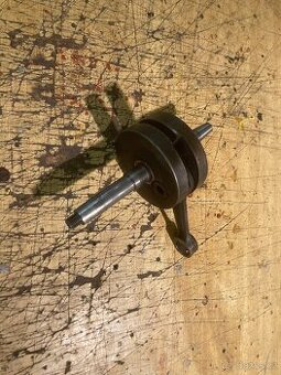 Kliková hřídel babetta 210