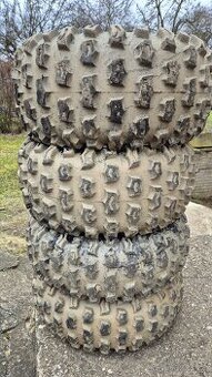 Sada Maxxis ALL TRACK 25x8-12 / 25x10-12