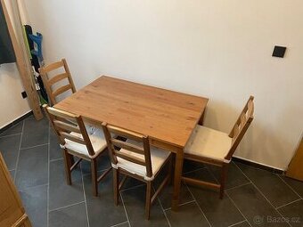 JÍDELNÍ SET IKEA JOKKMOKK STŮL, 4 ŽIDLE, PODSEDÁKY