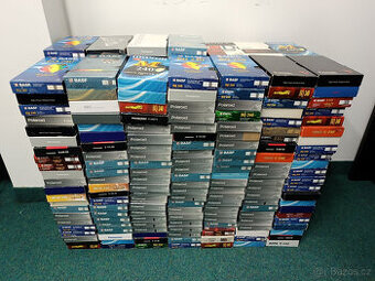 VHS kazety + 2x videorekorder zdarma + další