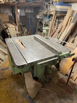 Kombinovaný truhlářský stroj