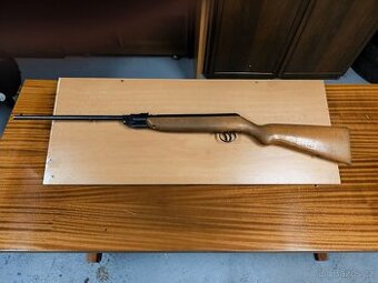 Vzduchovka Slavia 803