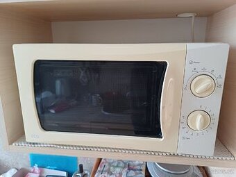 PRODÁM MIKROVLNKU