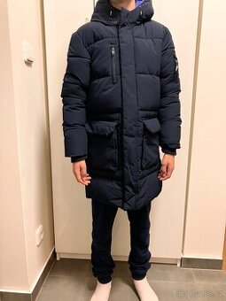Nova bunda vel. 11-12 let