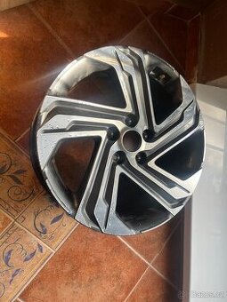 Originál disk kola od vozu SANTA FE