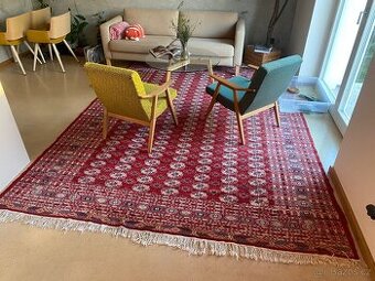 Koberec ručně vázaný