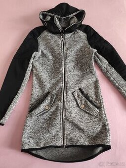 Delší silnější mikina vel.34