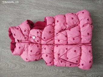 Dívčí teplá vesta (velikost 80, 9 až 12 měsíců)