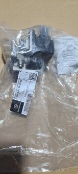 Vstrikovaci ventil mocoviny Mercedes A0001405439