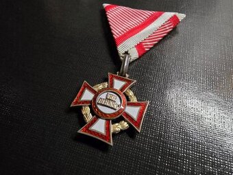 RU VOJENSKÝ ZÁSLUŽNÝ KŘÍŽ III. TŘ. VINCENZ MAYER