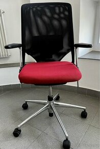 kancelářská židle Vitra Meda