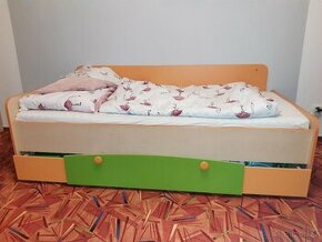 postel do dětského pokoje
