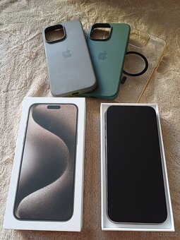 Apple iPhone 15 Pro Max 256GB  /Natural Titanum/ - TOP stav