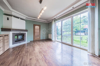 Prodej rodinného domu, 7+1, 250 m², Březno, ul. Bránská