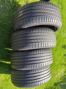 Letní pneu 225 40 r18