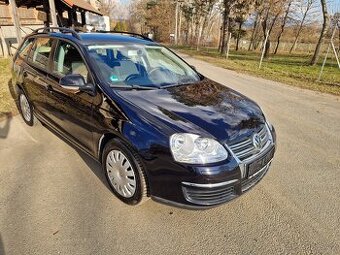 VW Golf 5 Variant 1,6 MPI 75 KW, tažné zař.
