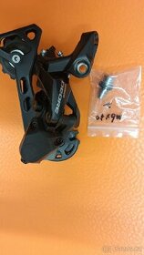 Žádní měnič Shimano Deore RD-M6000 GS Shadow