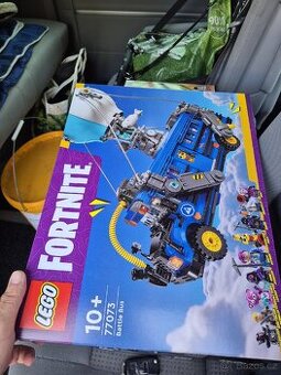 LEGO FORTNITE 77073 Battle Bus 10+