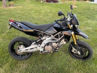 Aprilia Dorsoduro 750