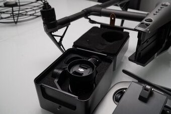 DJI INSPIRE 2 + Zenmuse X5S gimbal, příslušenství, záruka, T