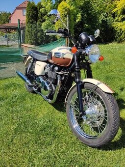 Triumph Bonneville T 100 (2011) nádherný kus, po servisu