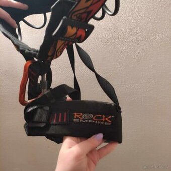 Postroj Rock empire - 1
