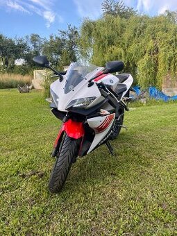 Yamaha yzf r125