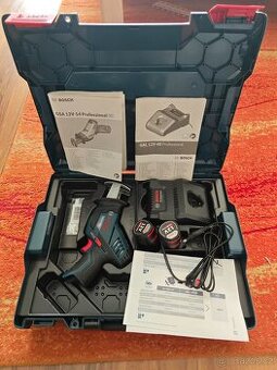 Bosch pila ocáska 2xaku nabíječka nová záruka