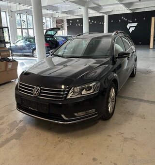 VW PASSAT VARIANT B7 2.0TDI 103KW COMFORT. LED TAŽNÉ NAVI