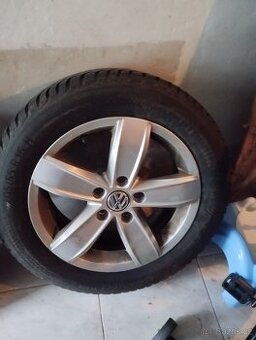 Prodám VW ALU se zimními pneu