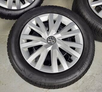 Originál VW Golf 7 Octavia 3 16" 5x112 zimní pneu 6-7,5mm