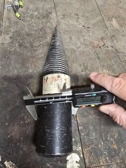 Štípací trn - kužel na dřevo 60x250mm závit M27x3L