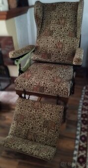 Starožitné křeslo