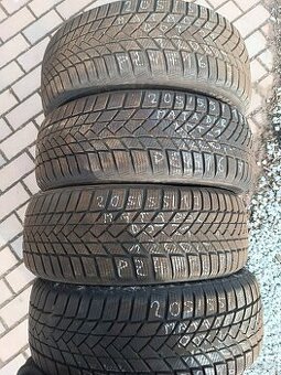 205/55/17 zimní 8 kusů