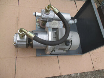 Hydraulická jednotka (agregát)