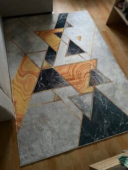 Koberec s obrazci 120x180cm
