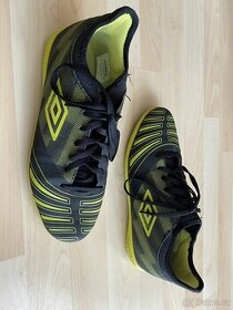 Sálové boty Umbro, vel.43