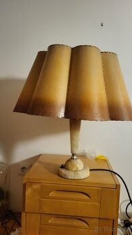 Starožitna stolní lampa mramor stínítko
