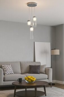 Křišťálový lustr na lanku