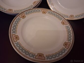 Jídelní starožitná souprava Thun Czechoslovakia