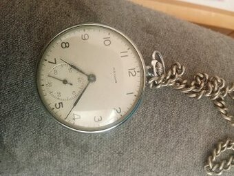 Hodinky nálezovy stav,nejdou