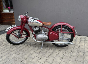 Jawa 350 Pérák