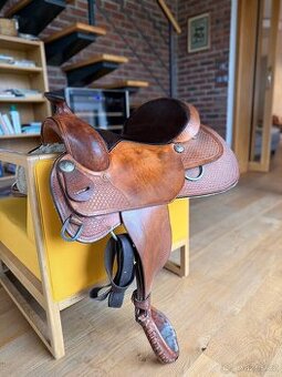 Westernové sedlo AM Saddlery 16”